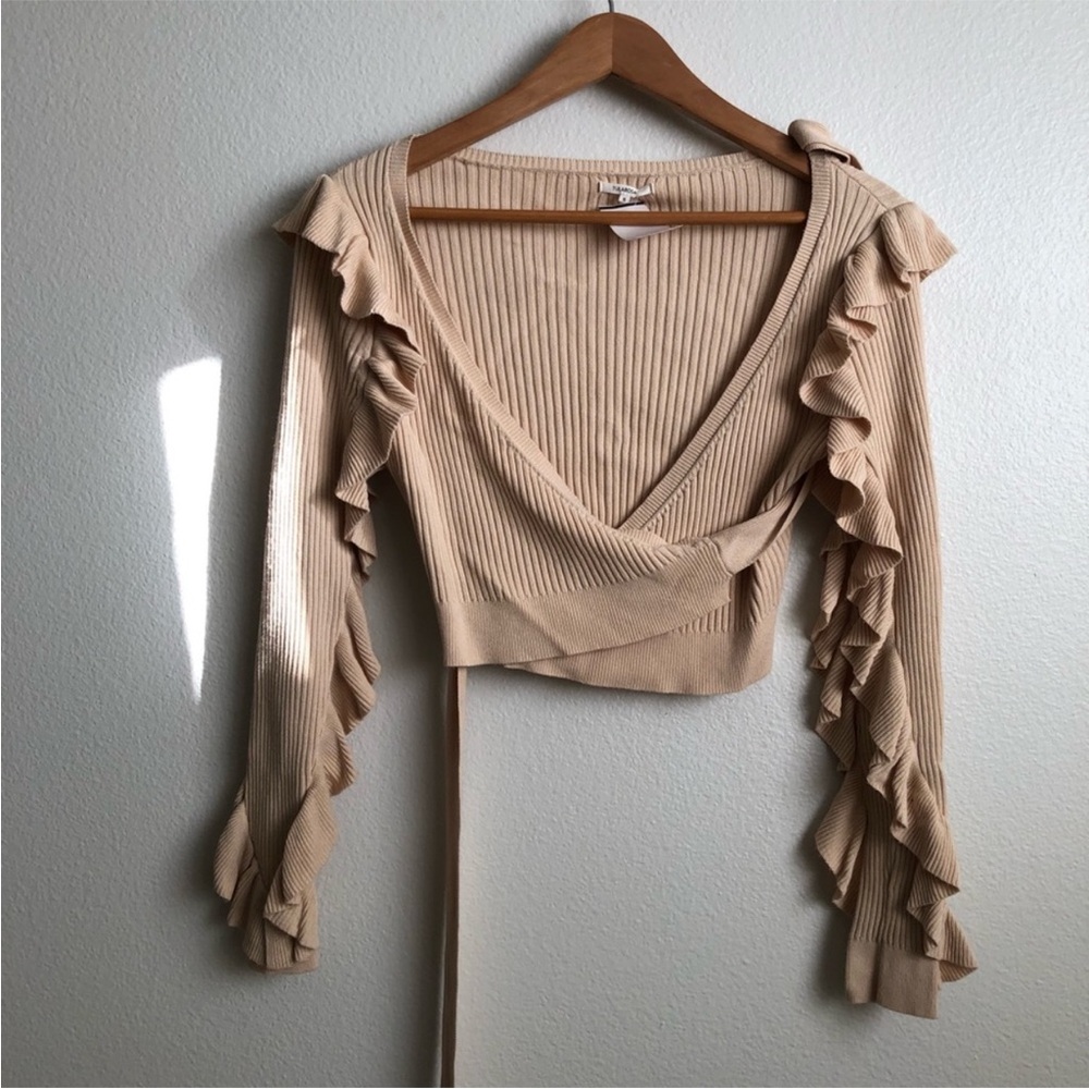 Tularosa Ruffle Wrap Cardi Top - Picture 9 of 16